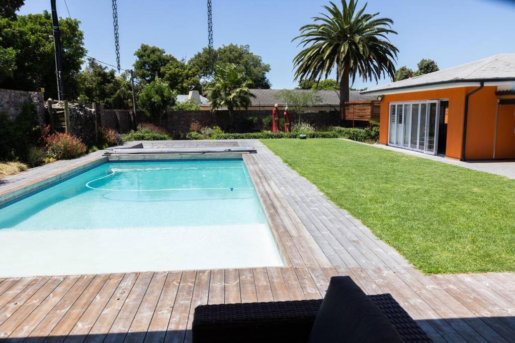 Garten Wohnung Mit Pool, 2 Schlafzimmer Кейптаун Экстерьер фото